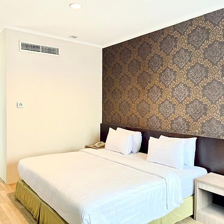 Royal Asia Hotel Палембанг Екстериор снимка