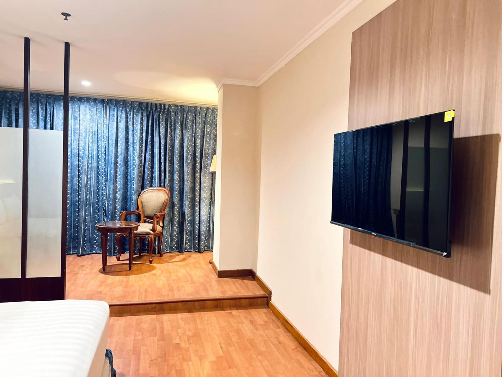 Royal Asia Hotel Палембанг Екстериор снимка