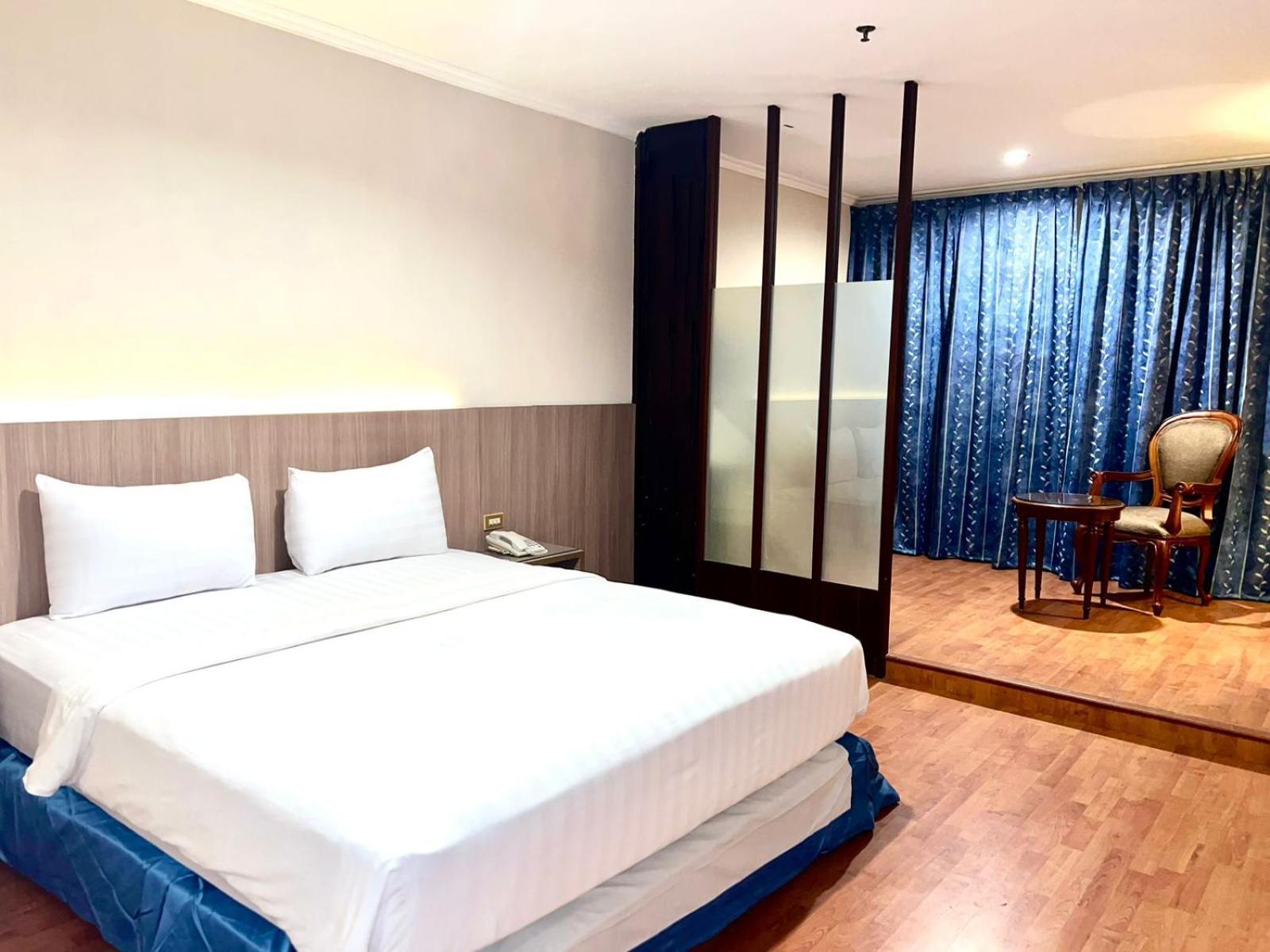 Royal Asia Hotel Палембанг Екстериор снимка