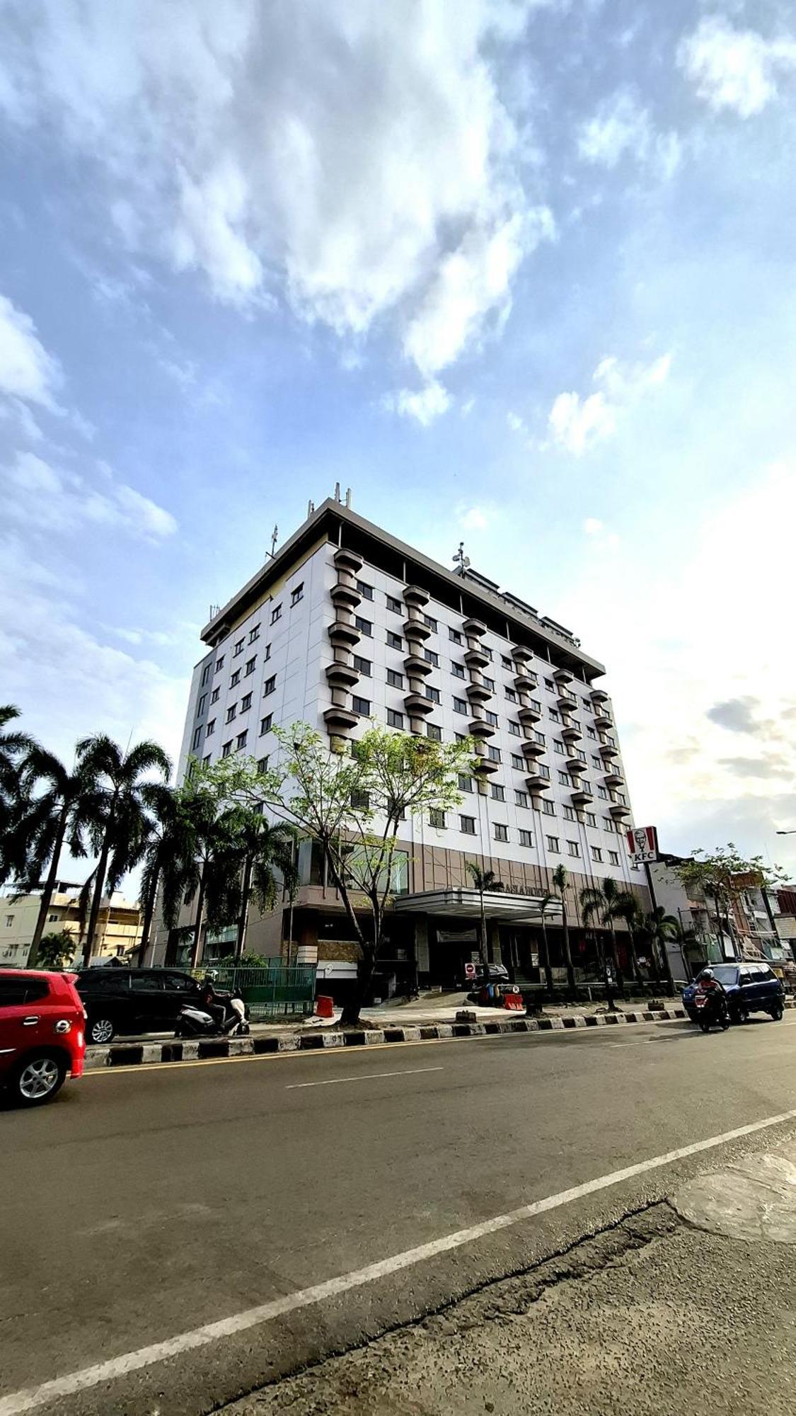Royal Asia Hotel Палембанг Екстериор снимка