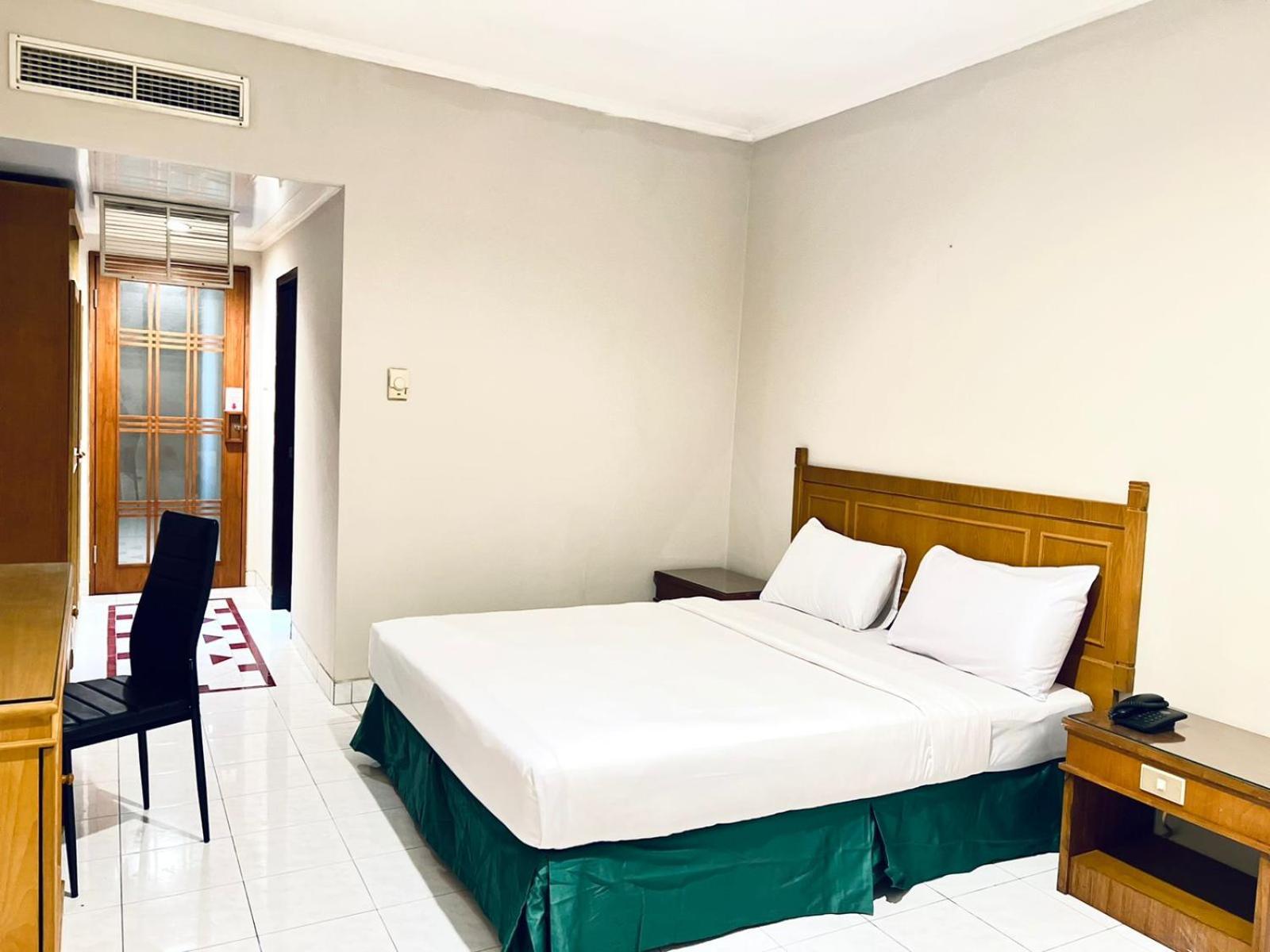 Royal Asia Hotel Палембанг Екстериор снимка