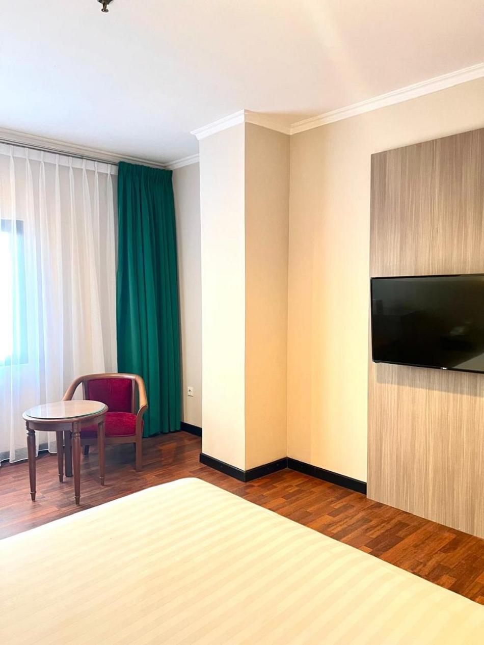 Royal Asia Hotel Палембанг Екстериор снимка