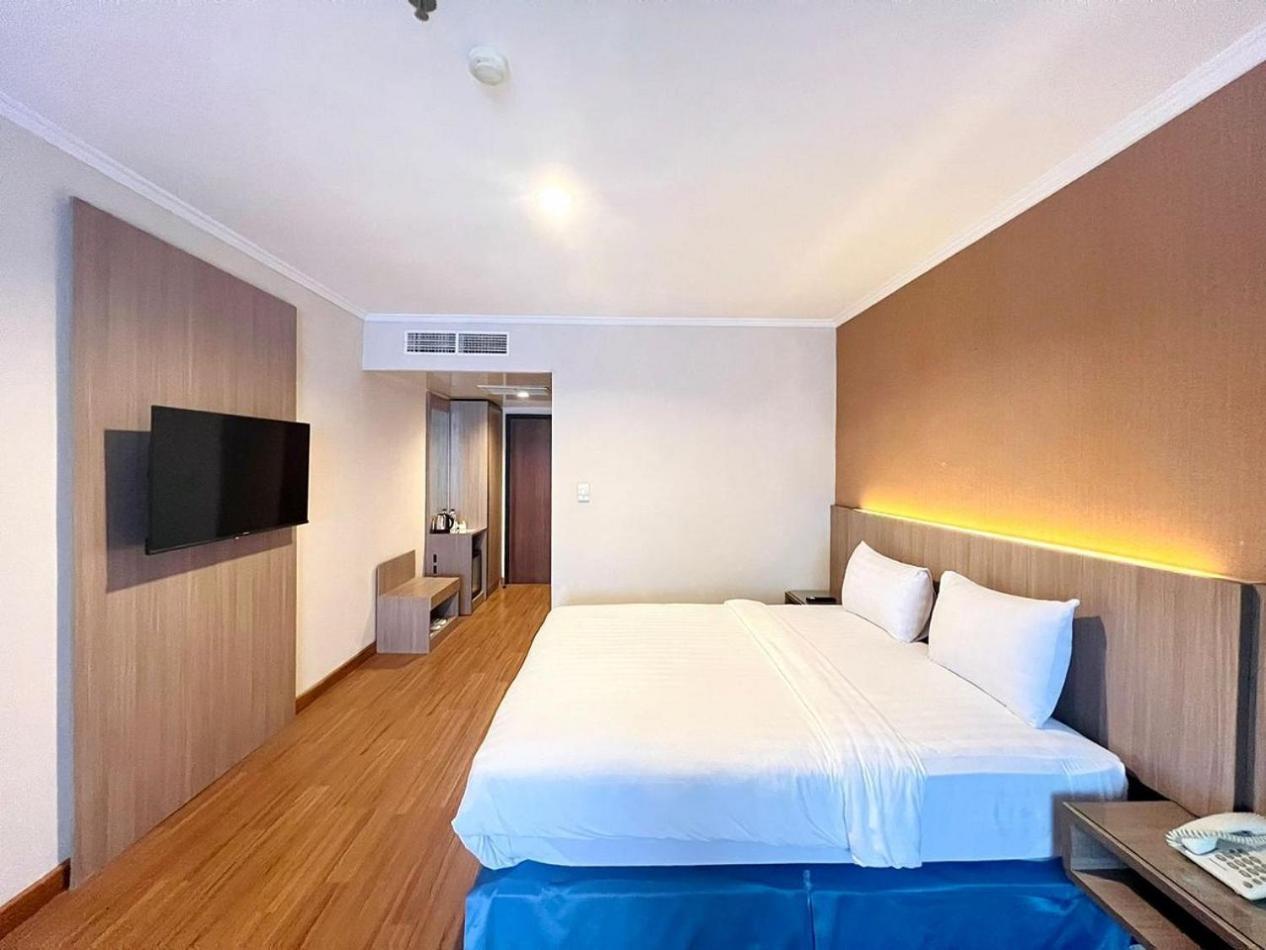 Royal Asia Hotel Палембанг Екстериор снимка